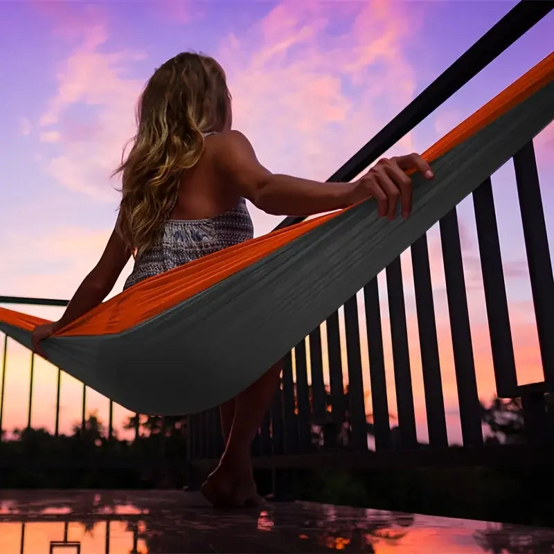 The Venturio Single Camping Hammock: Portable & Breathable Parachute Nylon